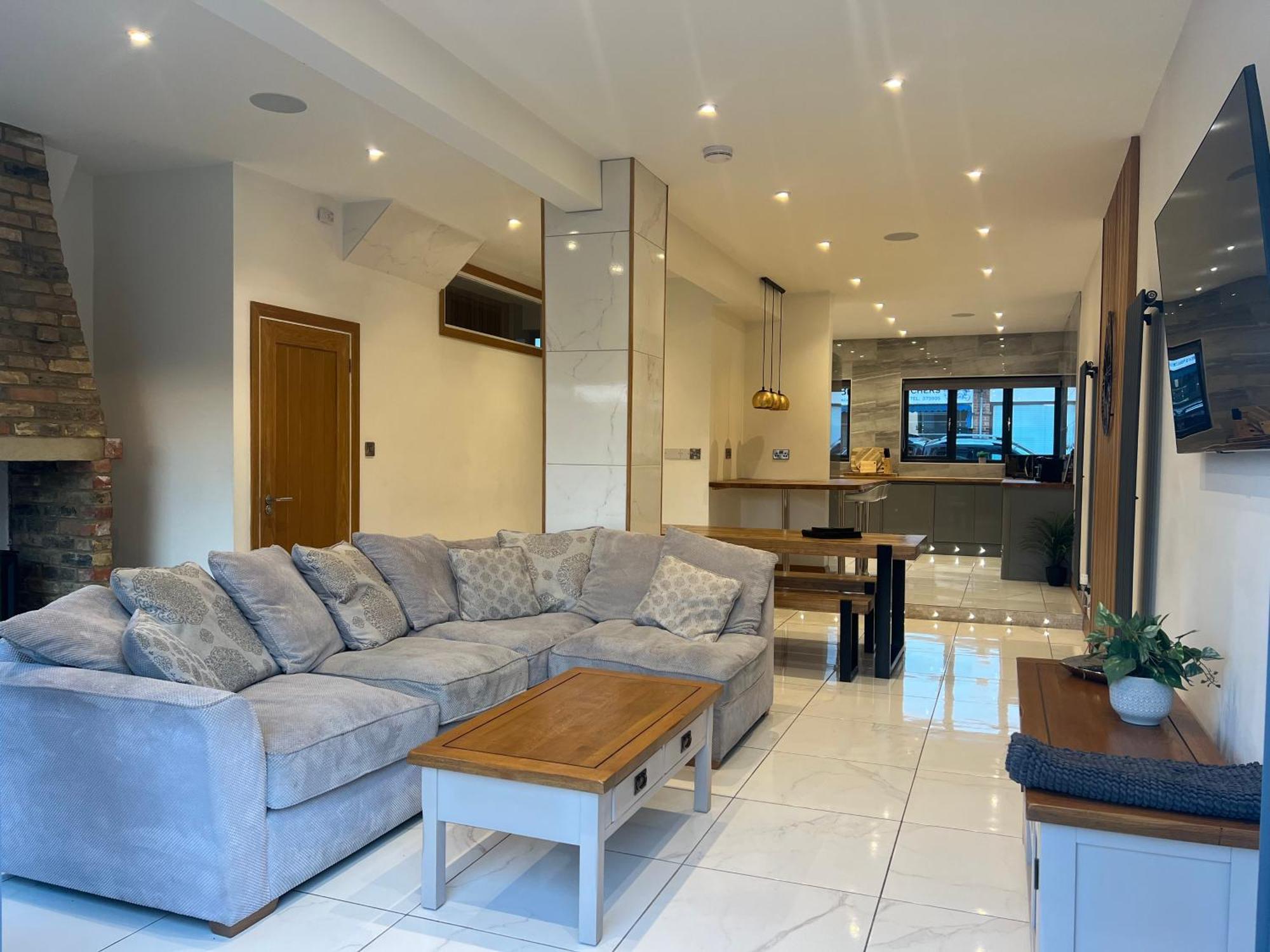 Broadway Beach Home With Hot Tub 헌베이 외부 사진